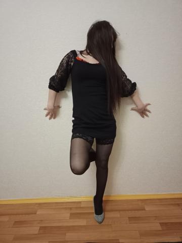 Лилия Элегантная Брюнетка фото 2